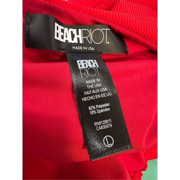 Beach Riot Women's Red Cut-Out Phoenix Halter One-Piece Swimsuit Large NWOT - Picture 4 of 4